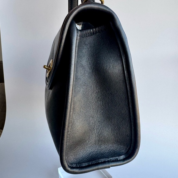 Vintage Coach Regina Handbag 9983 - Picture 6 of 12